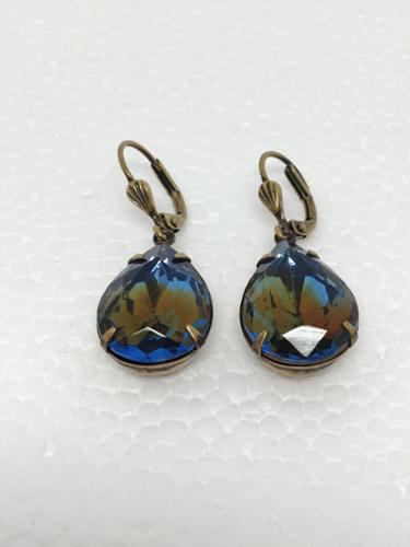 18mm x 13mm Vintage Pear Shaped Stones Blue Smokey Topaz on Brass shell lever- back wires.